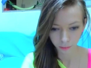 Sexy livecam gal and her pink cum-hole