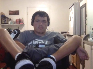 Bumming Hard in My Shorts Before Class