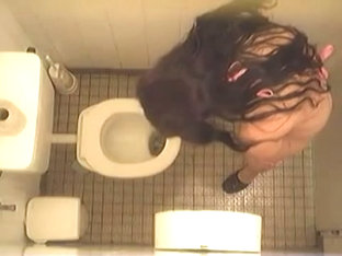 Toilet Pissing Girl In Bikini Spied On The Voyeur Cam