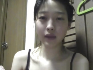 Cute Japanese Teen Pees