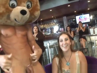 Exciting cock sucking party