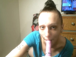 Hardcore Heroin Addicted Junkie Sucks A Dildo For S10