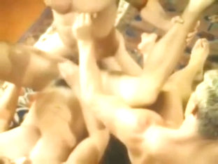 Ski bunnies bone up (looking for names of actors or movie)