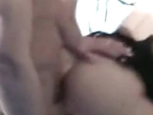 Amateur Woman Have Sex With A Muscled Guy In The Fuck Show