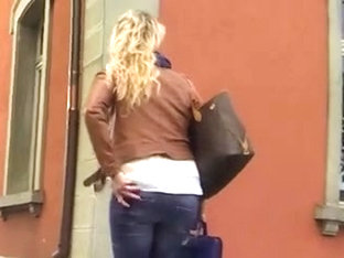 Candid - Blonde Babe In Tight Jeans With Sexy Ass