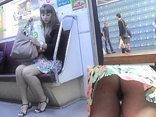 Free Upskirt Videos Demonstrate A Chubby Woman