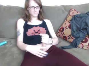 large mambos Have Solo Masturbation