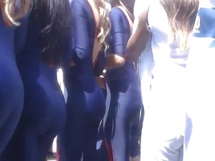 Desfile colegiais gostosas