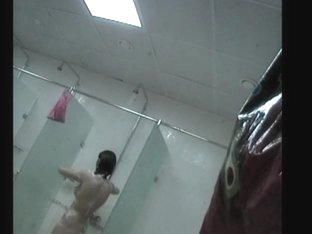 Pretty Babe With Amazing Ass Was Taped By The Spy Camera