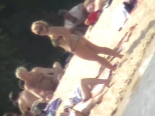 Naked Tourists Caught On Beach Spy Cam Relaxing And Enjoying Nudity