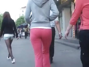 Nice Jap butt in tight pants caught in a street candid video