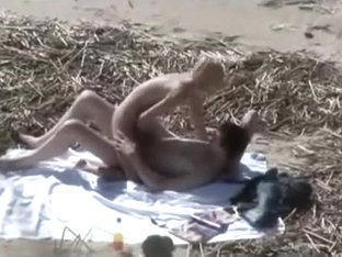 Zooming on nudist swingers fucking