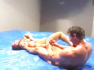 Muscle wrestling