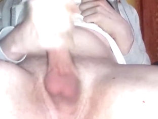 Wichse mir einen und fast die cam abgespritzt