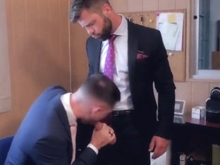 Muscle gay fetish with cumshot