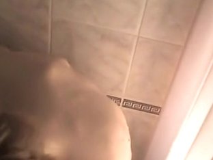 Hawt Slender Gal Taking A Shower