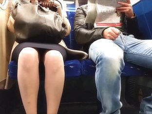 Morning Upskirt on Train