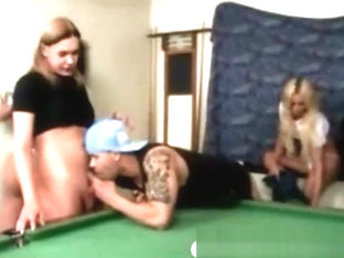 Amateur TS trannys get sucked by a cockhungry guy