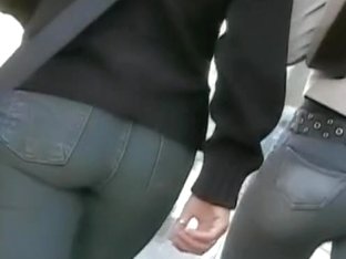 That Perfect Ass In Tight Jeans Gets Some Cam Attention