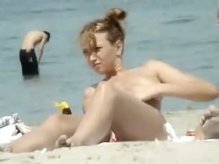 Aroused Beach Voyeur Films Big Tits