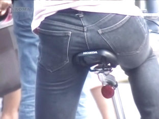 Candid Jeans Video Of Asian Amateur With Firm Butt Armd00300b