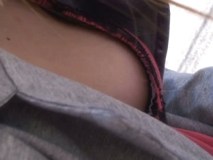 Perfect shot of nice tits on downblouse session