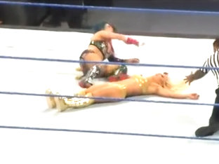 Asu and Nao vs Man Rose and Son Devil (Dark Match) at WWE SmackDo