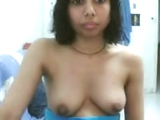 Sweet Desi Girl On Cam