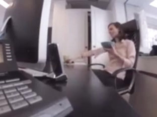 Der kollegin heimlich ins essen gewichst!