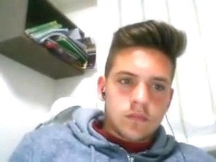 Spanish cute boy with big cock sexy big ass on cam