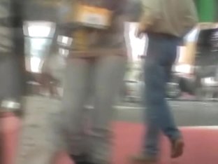 Pretty chick was recorded on the hidden camera