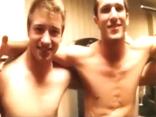 JOCKS HAVE A JERK OFF CONTEST