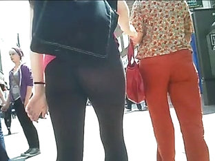 Naughty Lass Showing Candid Ass In Tights High Street