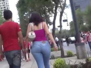 Booty Walking