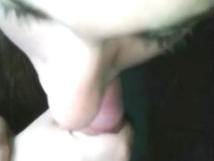 She doesn't stop till she feels cum flowing in her mouth