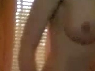 Solo Girl Masturbation In Front Of The Webcam