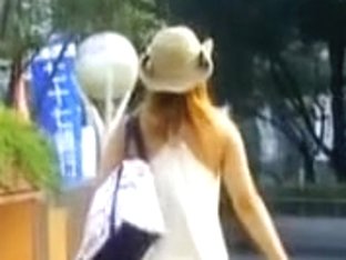 Sharking Of A Gorgeous Babe On A Busy Street In Japan