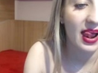 Curvy Blonde Masturbates Hard On A Webcam