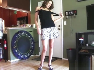 Stepmommy tugging stepsons hard dick