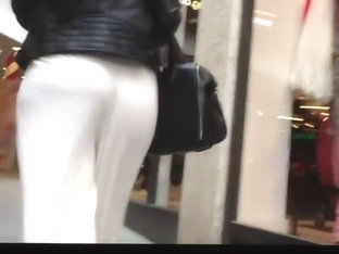 Huge butt in loose white pants