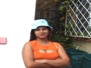 Jenny shows off her stuff on cam