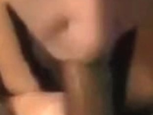 Great jizz flow on her face (no audio)