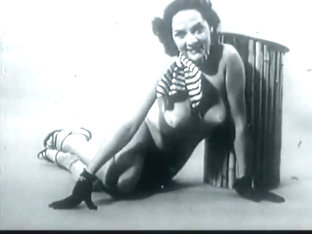 Brandy showing her talent (Vintage 1950s Pinup)