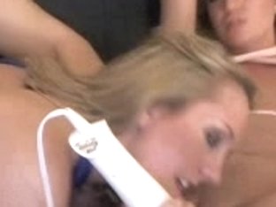 Hot Blondes Masturbate Together