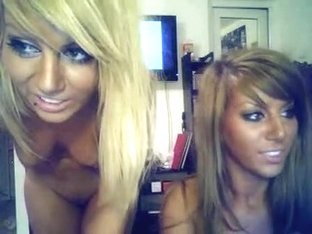 MyFreeCams Model - Sunrise Twins