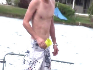 Teen sucks thick dick