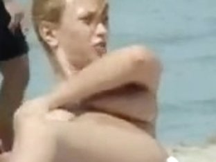 Aroused Beach Voyeur Films Big Tits