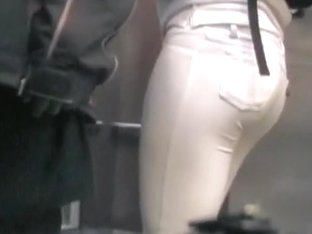 Walking Perfect Butt In White Pants On Hidden Camera