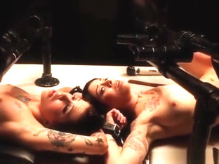 Godlike teenage girl masturbate her pussy