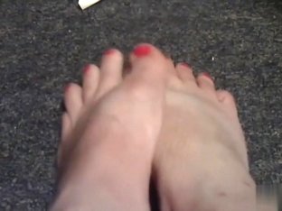 My Wifes Hawt Feet Toes